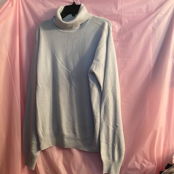 EL Daws 💯 Light Blue 2 Ply Turtleneck Cashmere Sweater.Size XL. NWOT🔺FIRM🔺 - Picture 1 of 5